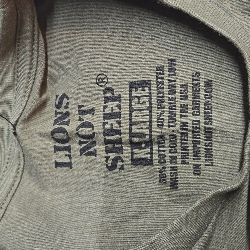 NWT LIONS NOT SHEEP TSHIRT! - Picture 6 of 6